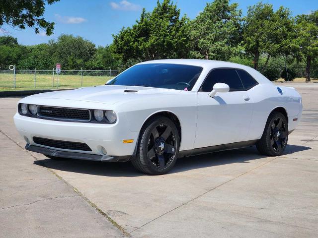 2012 Dodge Challenger Vehicle Photo in DENTON, TX 76210-9321
