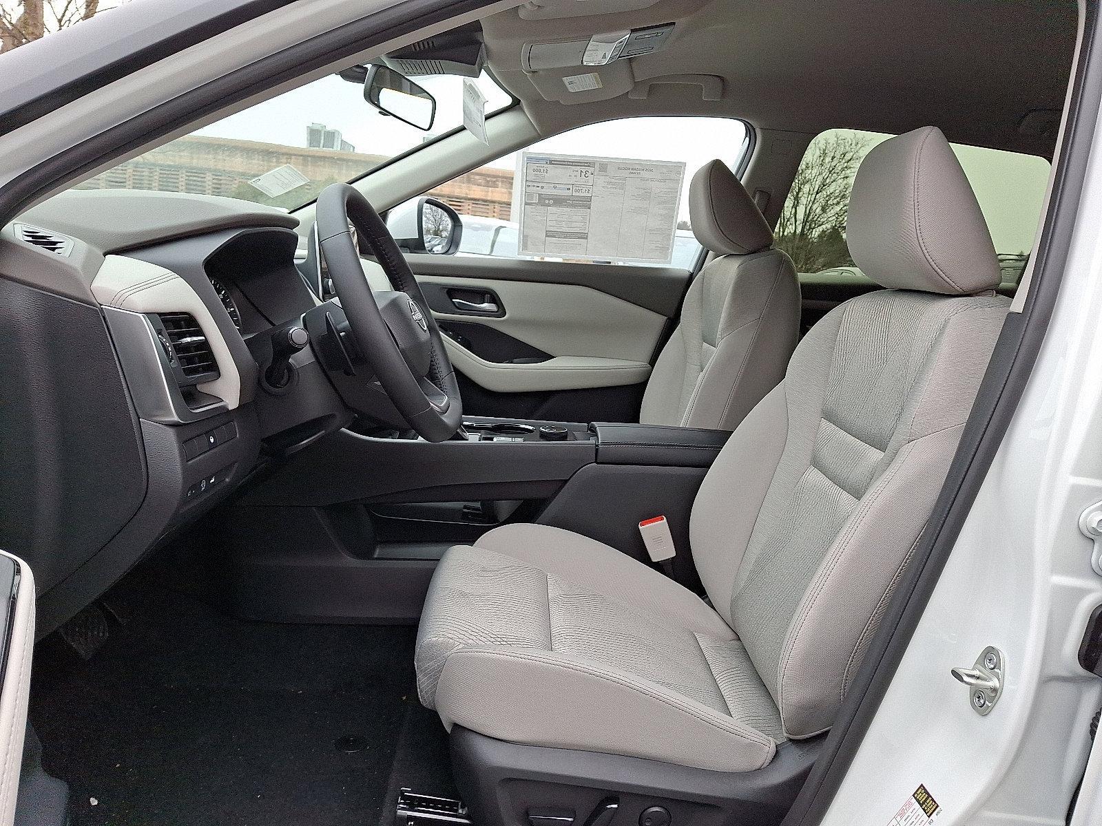 2025 Nissan Rogue Vehicle Photo in Jenkintown, PA 19046