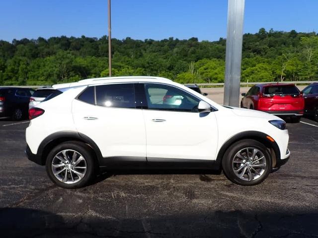 2022 Buick Encore GX Vehicle Photo in ZELIENOPLE, PA 16063-2910