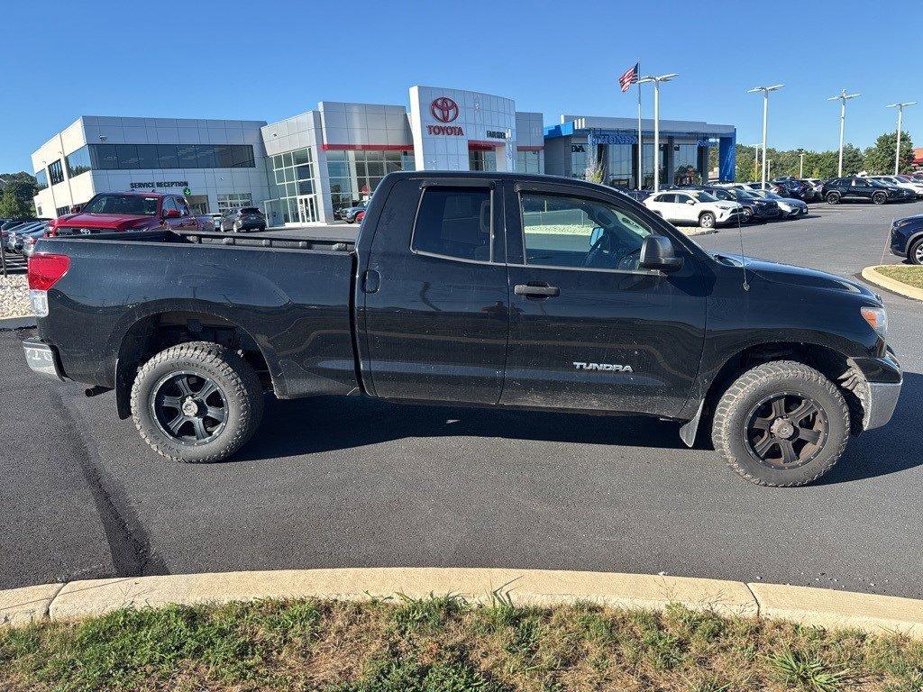 2013 Toyota Tundra 4WD Truck Vehicle Photo in Harrisburg, PA 17111
