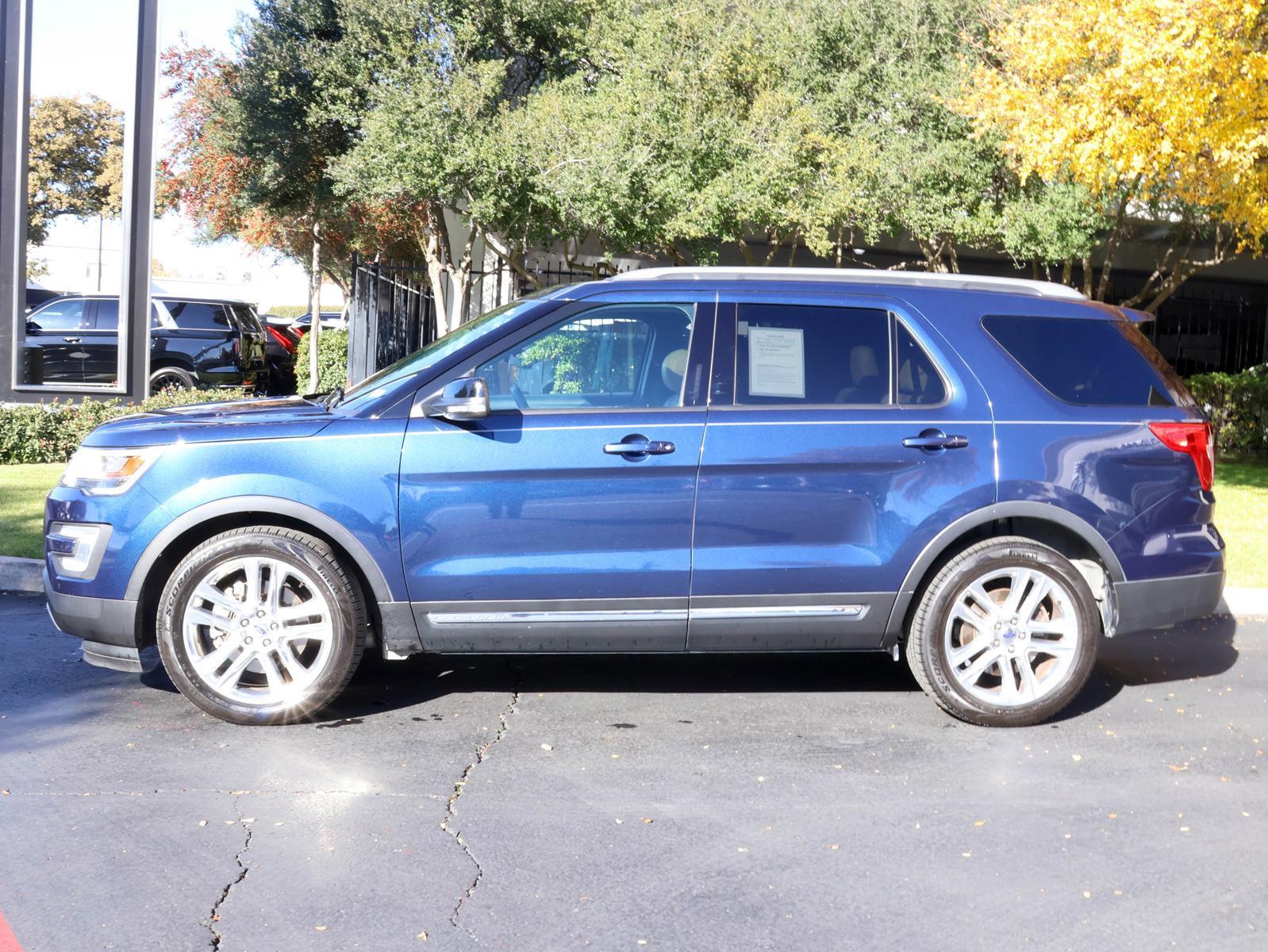 2017 Ford Explorer Vehicle Photo in DALLAS, TX 75209-3095