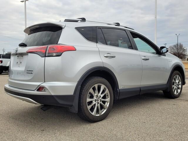 2016 Toyota RAV4 Limited photo 9