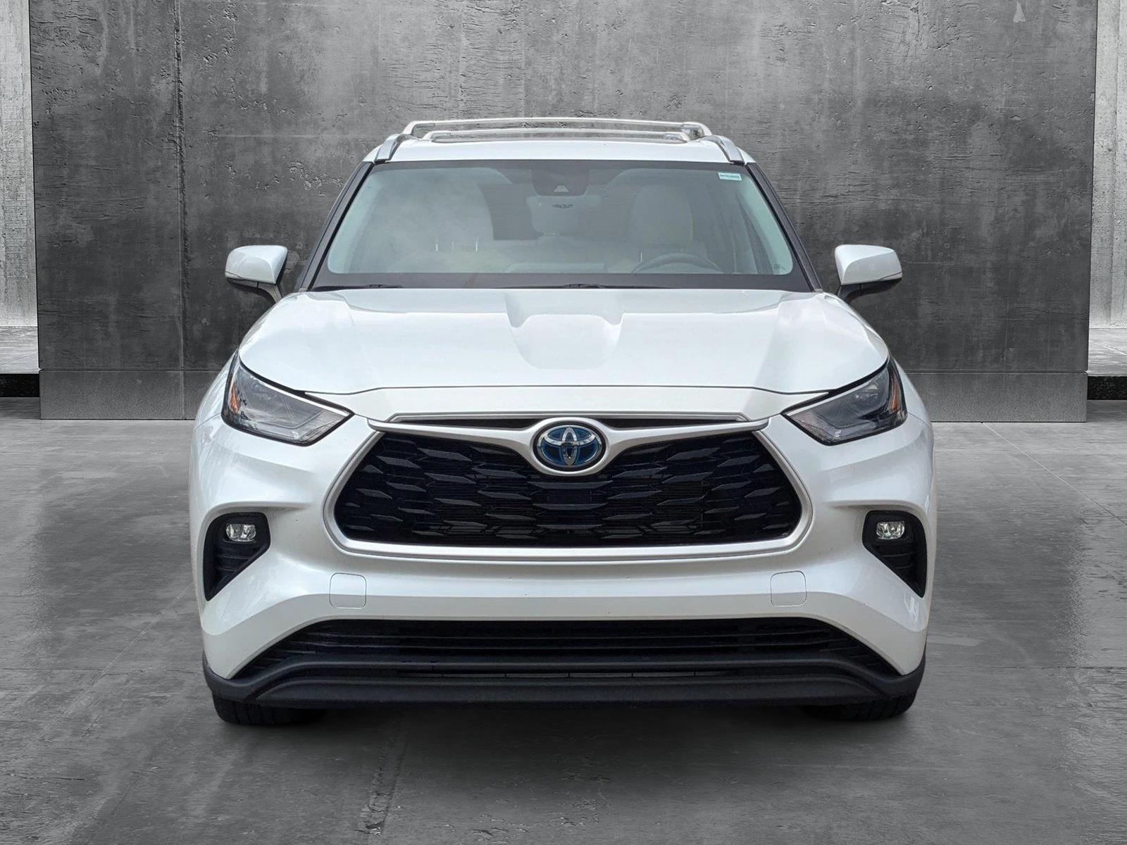 2022 Toyota Highlander Vehicle Photo in Wesley Chapel, FL 33544