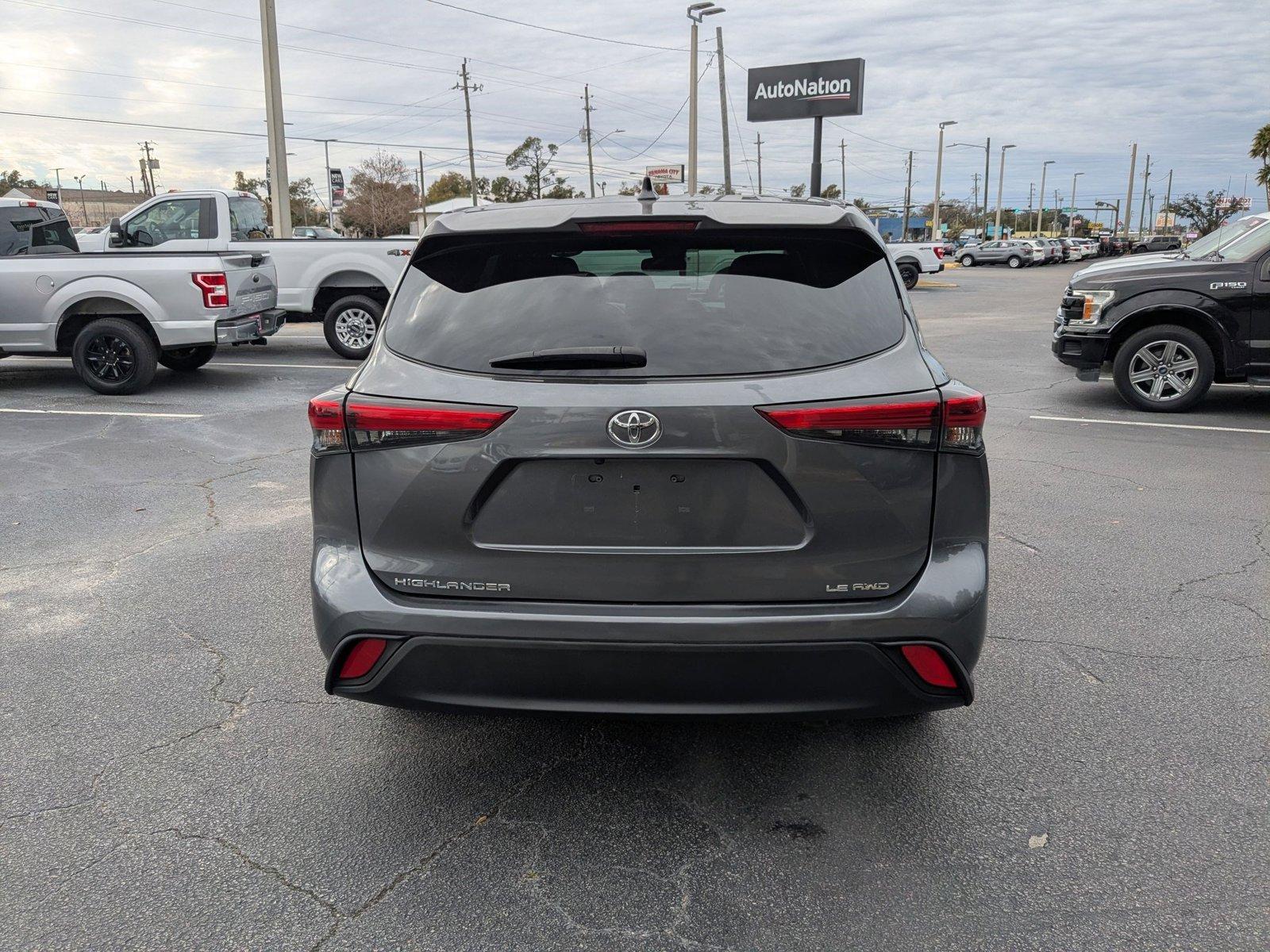 2021 Toyota Highlander Vehicle Photo in Panama City, FL 32401