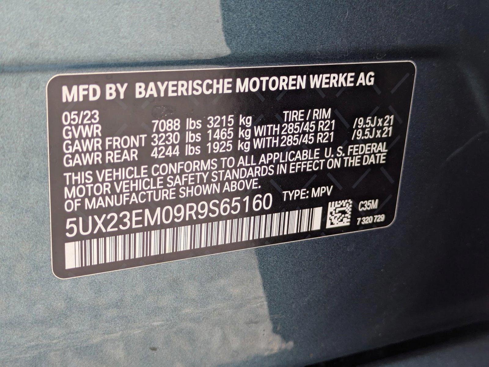 2024 BMW X7 xDrive40i Vehicle Photo in Sarasota, FL 34231