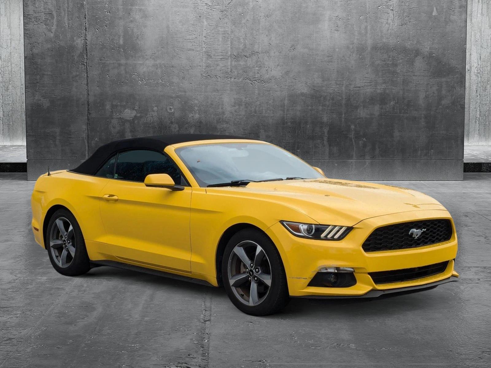 2015 Ford Mustang Vehicle Photo in St. Petersburg, FL 33713