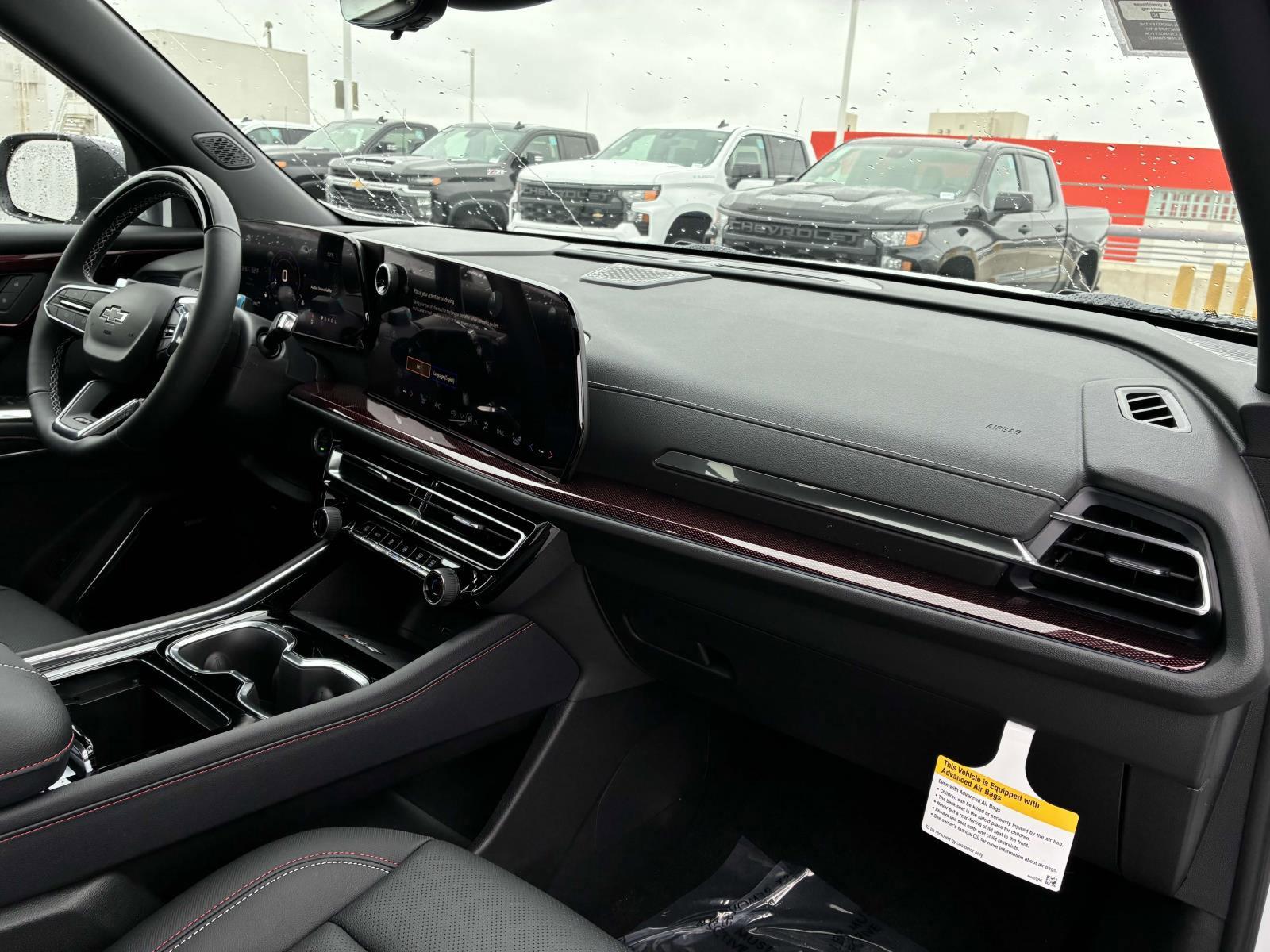 2025 Chevrolet Traverse Vehicle Photo in LOS ANGELES, CA 90007-3794