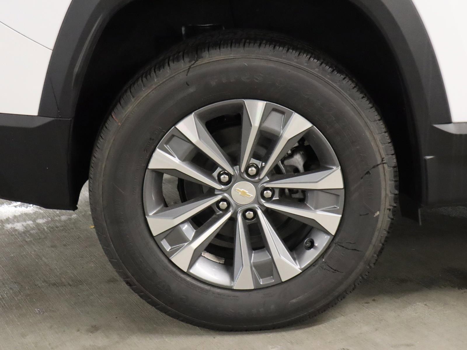 2025 Chevrolet Equinox Vehicle Photo in LOS ANGELES, CA 90007-3794
