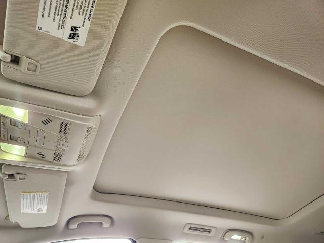 2025 Cadillac XT6 Vehicle Photo in HOUSTON, TX 77079