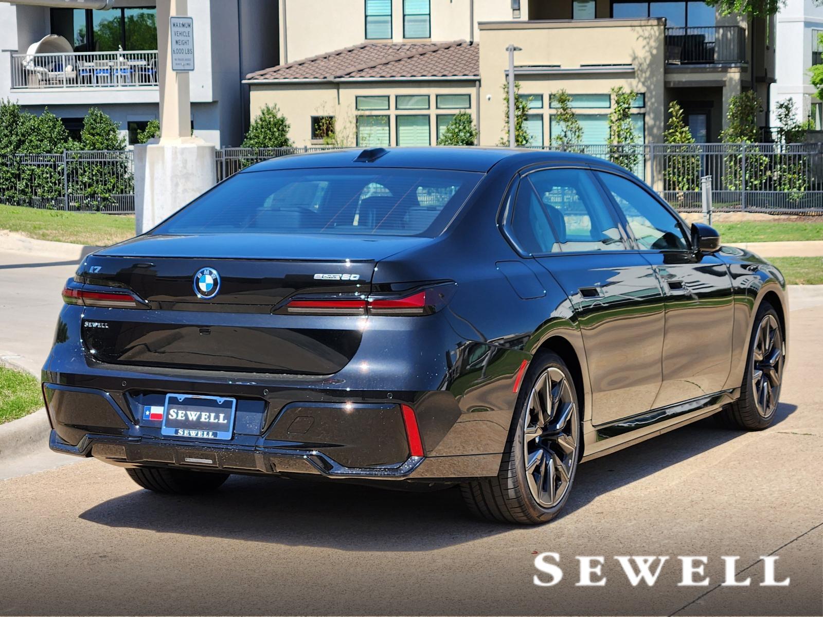 2025 BMW i7 Vehicle Photo in PLANO, TX 75024