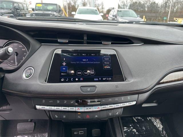 2019 Cadillac XT4 Vehicle Photo in MEDINA, OH 44256-9631