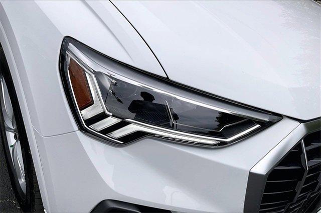 2024 Audi Q3 Vehicle Photo in INDEPENDENCE, MO 64055-1314