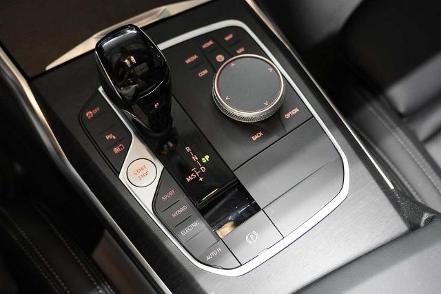2022 BMW 330e xDrive Vehicle Photo in GRAPEVINE, TX 76051