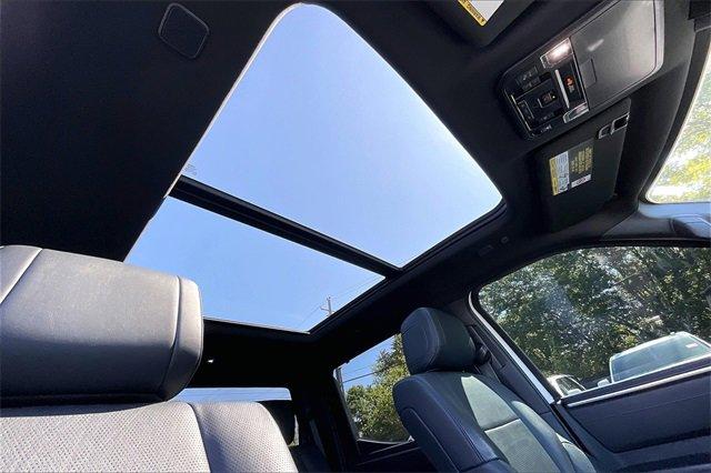 2022 Toyota Tundra 4WD Vehicle Photo in INDEPENDENCE, MO 64055-1314