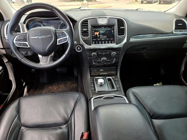 2018 Chrysler 300 Vehicle Photo in Weatherford, TX 76087