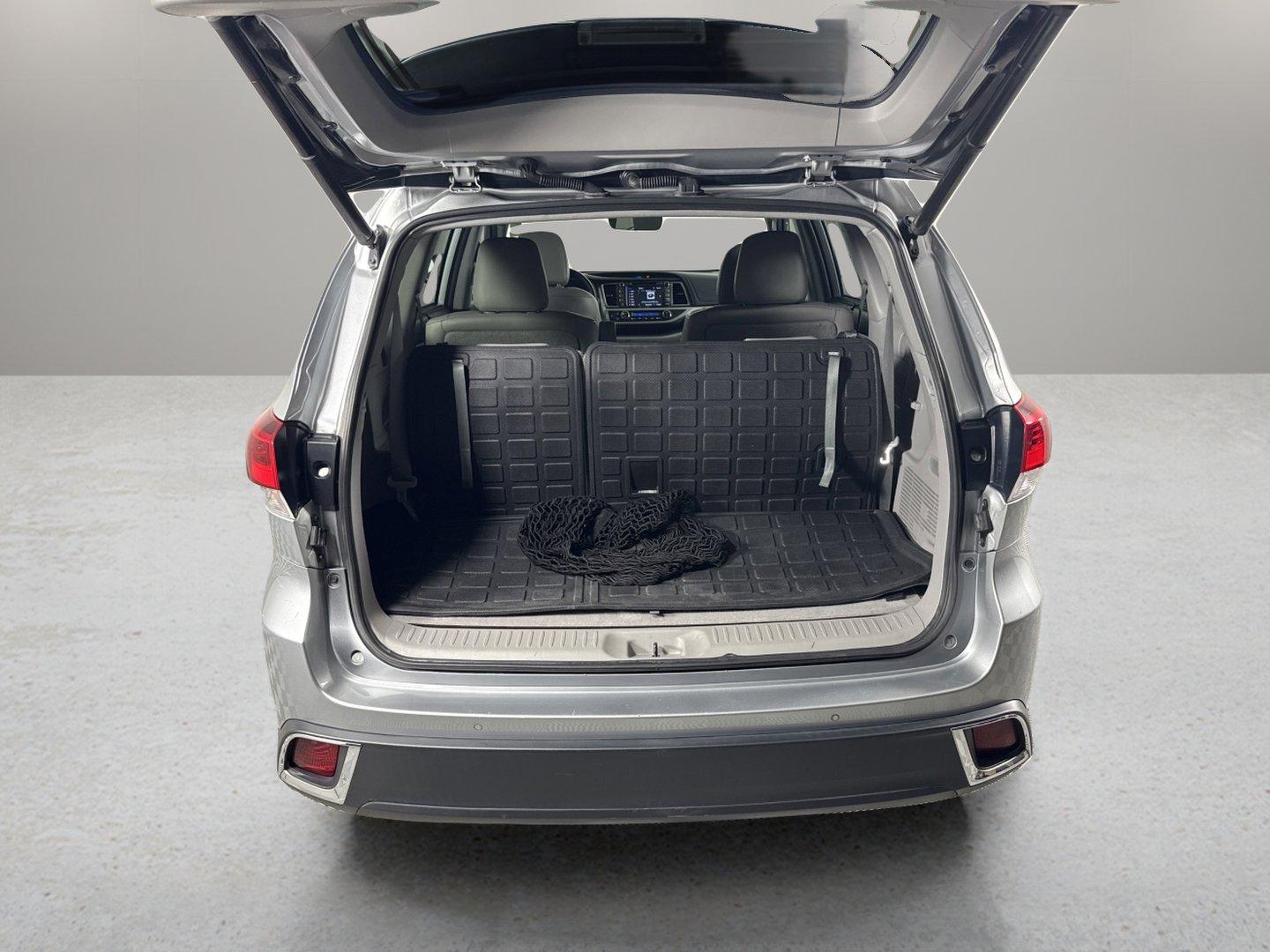 2019 Toyota Highlander Vehicle Photo in GEORGETOWN, TX 78626-7508