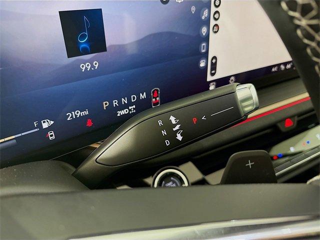 2025 Buick Envision Vehicle Photo in PUYALLUP, WA 98371-4149