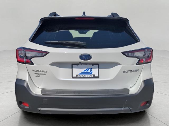 2025 Subaru Outback Vehicle Photo in Green Bay, WI 54304