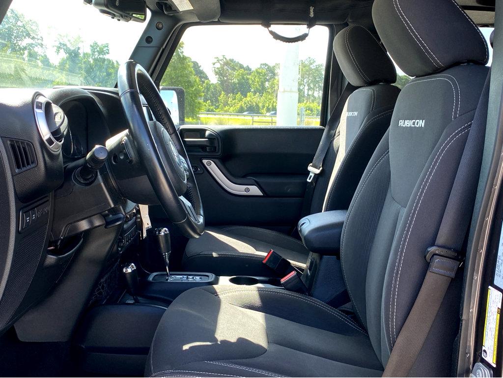 2017 Jeep Wrangler Unlimited Vehicle Photo in POOLER, GA 31322-3252