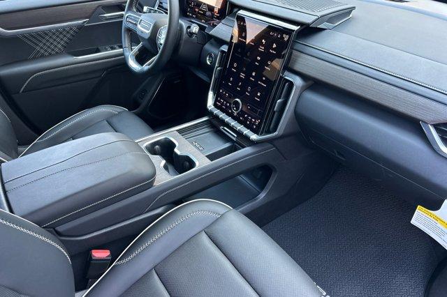 2024 GMC Acadia Vehicle Photo in STOCKTON, CA 95212-2838