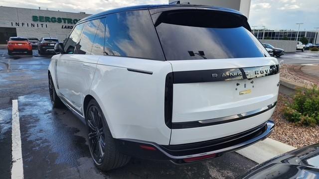 2023 Range Rover Vehicle Photo in Appleton, WI 54913