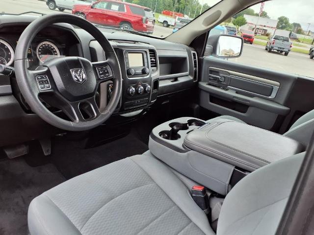 2019 Ram 1500 Classic Vehicle Photo in EMPORIA, VA 23847-1235