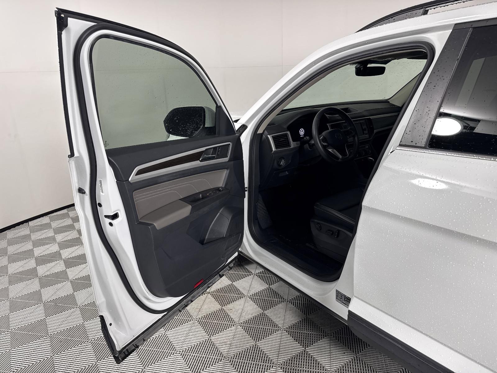 2023 Volkswagen Atlas Vehicle Photo in Georgetown, TX 78626