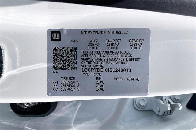 2025 Chevrolet Colorado Vehicle Photo in INDEPENDENCE, MO 64055-1314