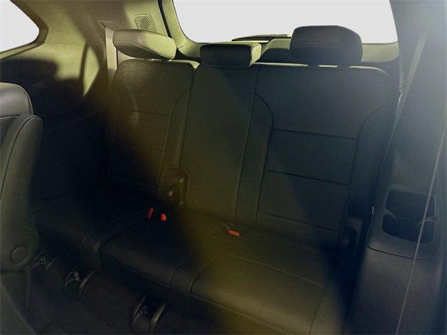 2025 Buick Enclave Vehicle Photo in PUYALLUP, WA 98371-4149