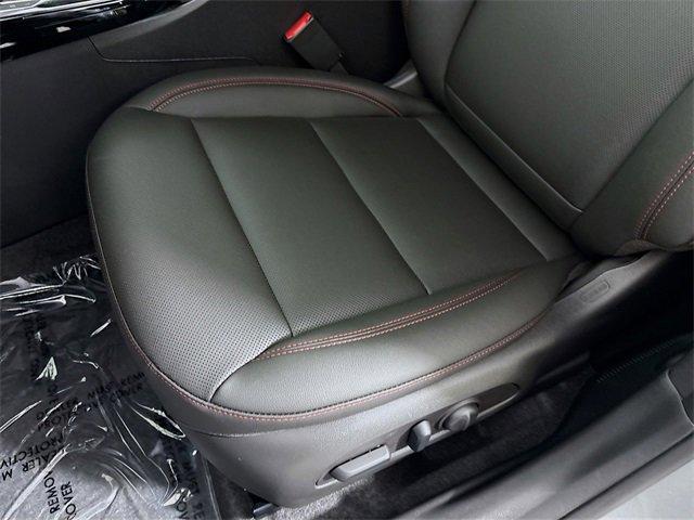 2025 Chevrolet Trax Vehicle Photo in PUYALLUP, WA 98371-4149