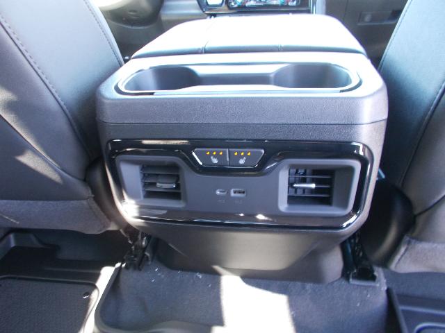 2026 GMC Sierra 1500 Vehicle Photo in LOWELL, MA 01852-4336