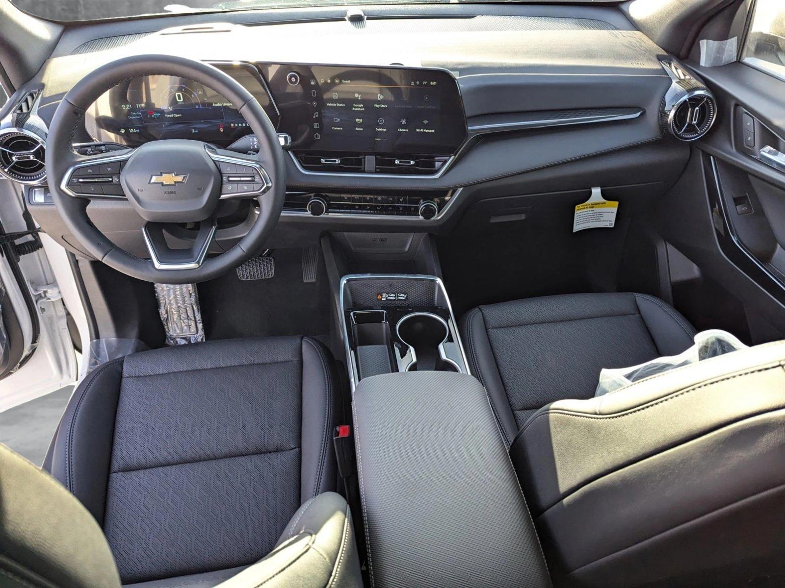 2025 Chevrolet Equinox Vehicle Photo in PEMBROKE PINES, FL 33024-6534