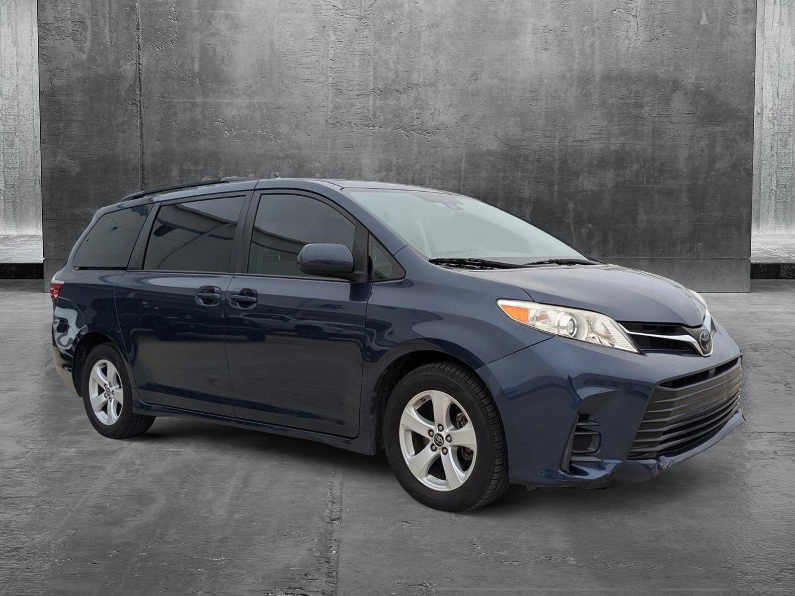 2020 Toyota Sienna Vehicle Photo in Winter Park, FL 32792