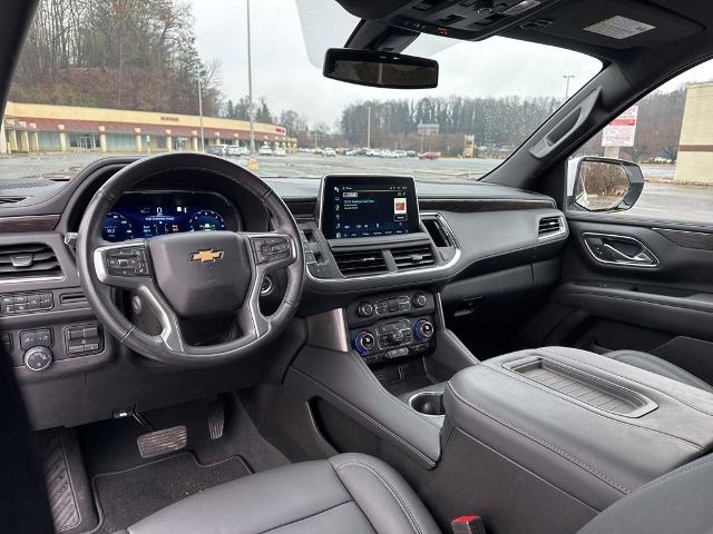 2022 Chevrolet Suburban Vehicle Photo in MARION, NC 28752-6372