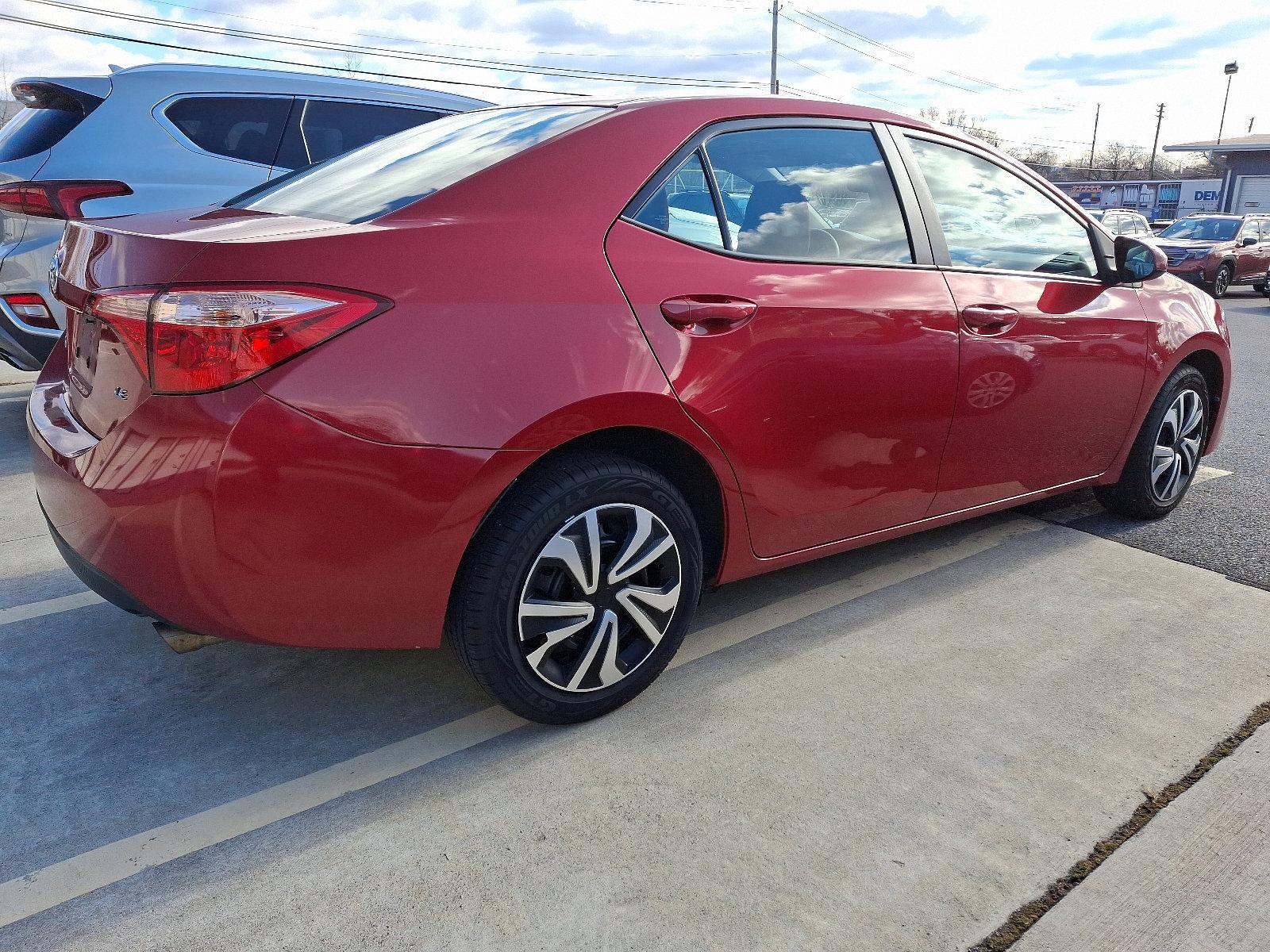 2018 Toyota Corolla Vehicle Photo in BETHLEHEM, PA 18017