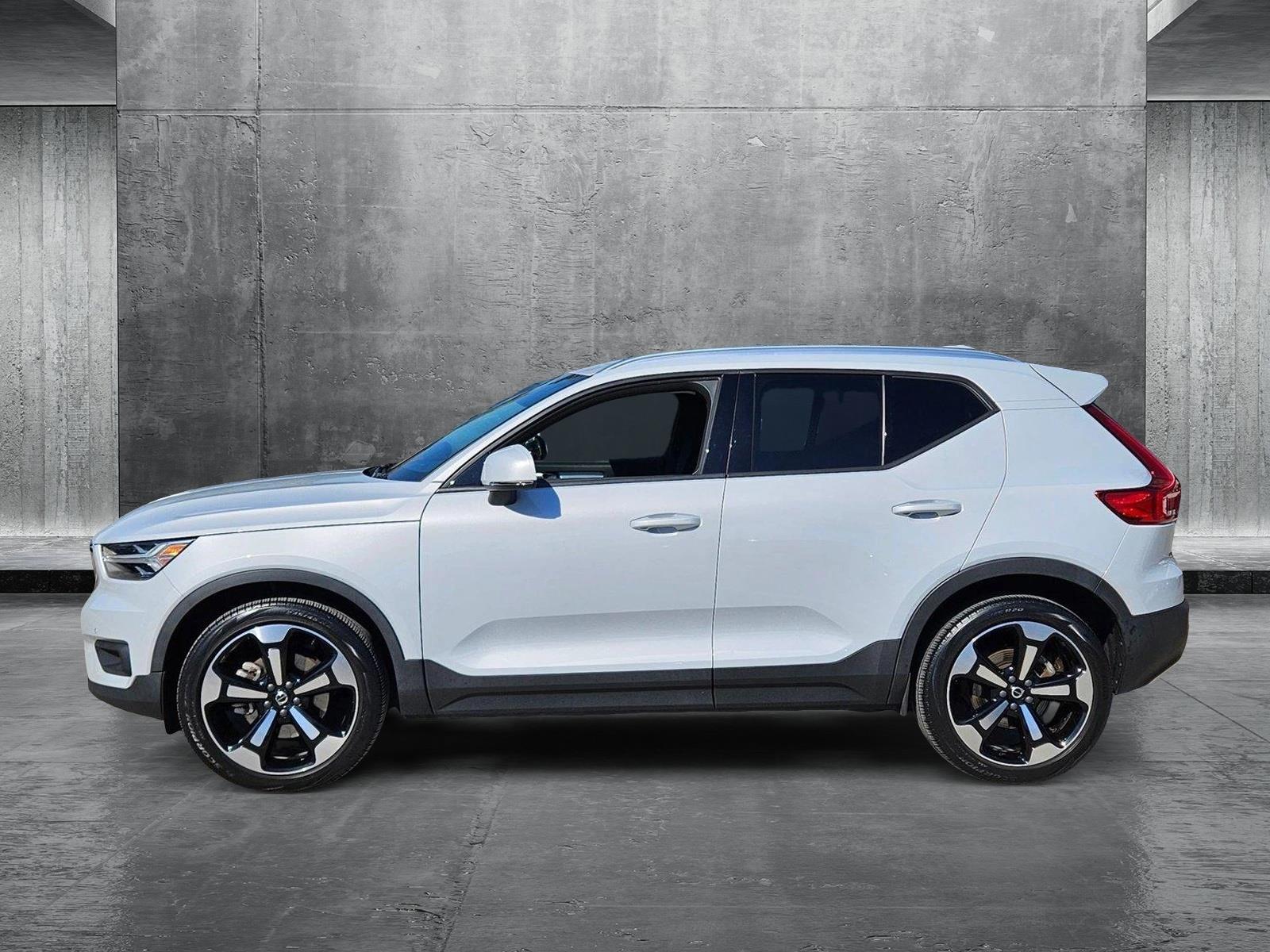 2022 Volvo XC40 Vehicle Photo in Pembroke Pines , FL 33027