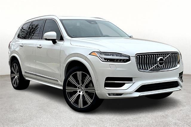 2025 Volvo XC90 Vehicle Photo in Houston, TX 77007