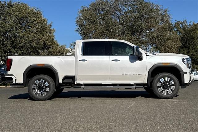 2025 GMC Sierra 2500 HD Vehicle Photo in ELK GROVE, CA 95757-8703