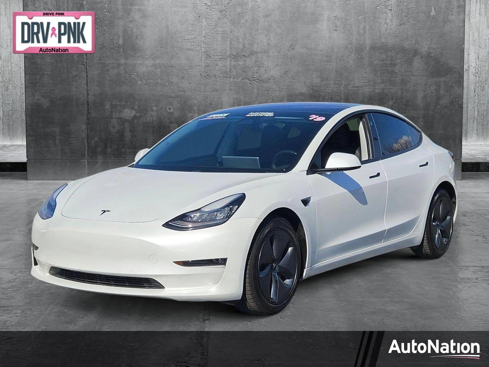 2019 Tesla Model 3 Vehicle Photo in GILBERT, AZ 85297-0446