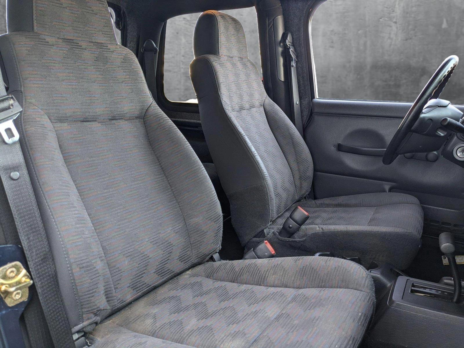 2005 Jeep Wrangler Vehicle Photo in VALENCIA, CA 91355-1705