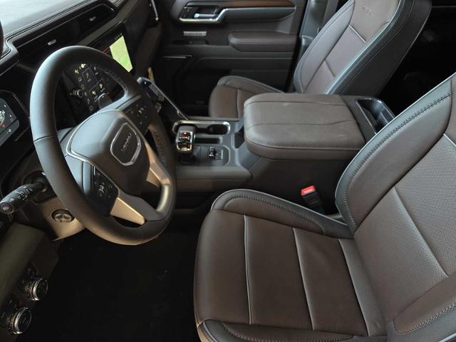 2025 GMC Sierra 1500 Vehicle Photo in DALLAS, TX 75209-3016