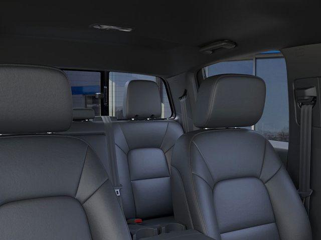 2025 Chevrolet Colorado Vehicle Photo in DANBURY, CT 06810-5034