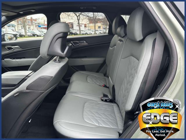 2023 Kia Sportage Vehicle Photo in Roslyn, NY 11576