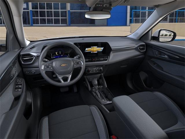 2025 Chevrolet Trailblazer Vehicle Photo in ENGLEWOOD, CO 80113-6708