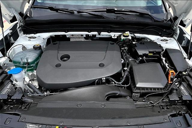 2025 Volvo XC40 Vehicle Photo in Grapevine, TX 76051