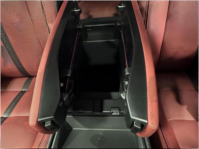 2025 Mazda CX-50 Hybrid Vehicle Photo in Green Bay, WI 54304