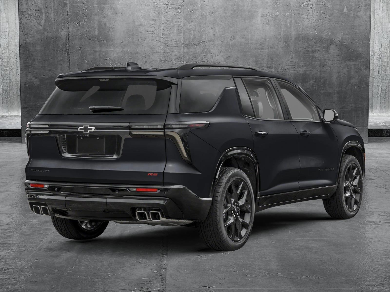 2025 Chevrolet Traverse Vehicle Photo in VALENCIA, CA 91355-1705