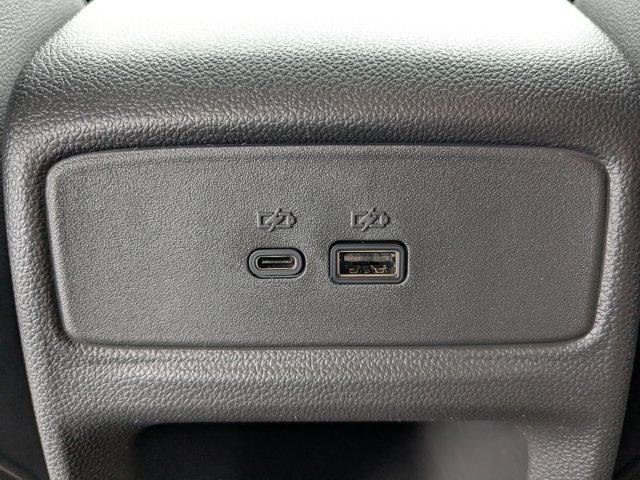 2025 Chevrolet Trax Vehicle Photo in BRUNSWICK, GA 31525-1881