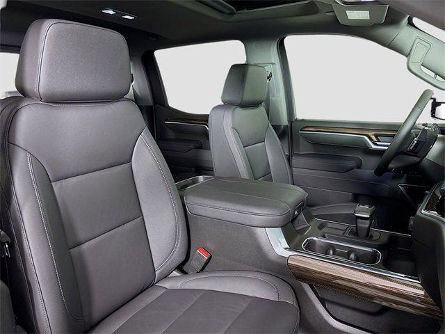 2025 Chevrolet Silverado 1500 Vehicle Photo in PUYALLUP, WA 98371-4149