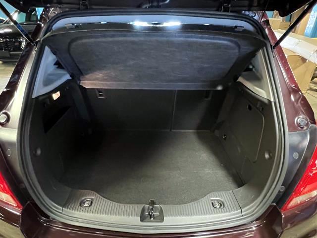 2022 Chevrolet Trax Vehicle Photo in Roslyn, NY 11576